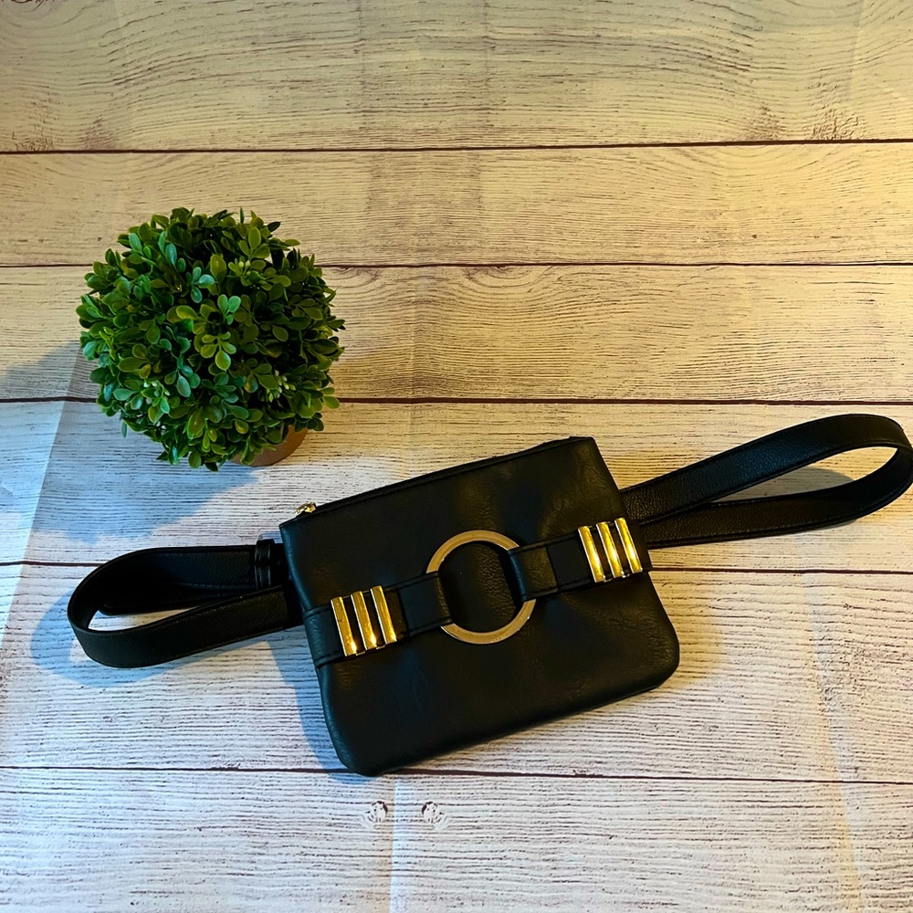 Vince Camuto Fanny Pack